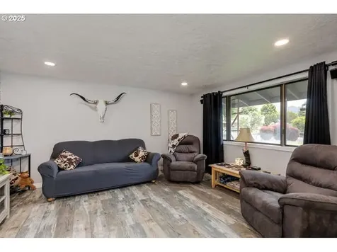 2051 Spruce Avenue Woodland WA 98674