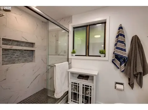 2051 Spruce Avenue Woodland WA 98674