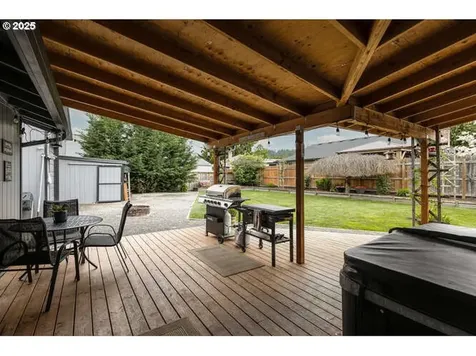 2051 Spruce Avenue Woodland WA 98674