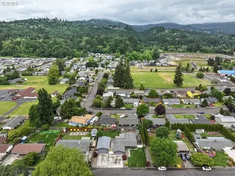 2051 Spruce Avenue Woodland WA 98674