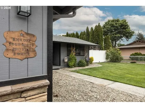 2051 Spruce Avenue Woodland WA 98674