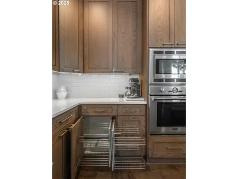 15024 NW Vance Drive Portland OR 97229