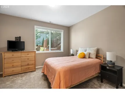 15024 NW Vance Drive Portland OR 97229