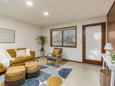 1525 SW 84th Avenue Portland OR 97225