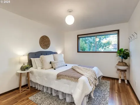 1525 SW 84th Avenue Portland OR 97225