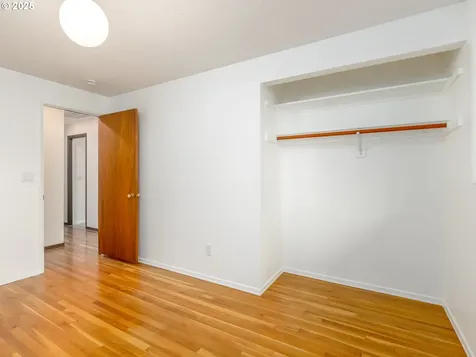 1525 SW 84th Avenue Portland OR 97225