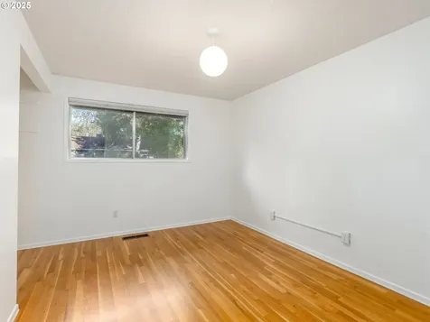 1525 SW 84th Avenue Portland OR 97225