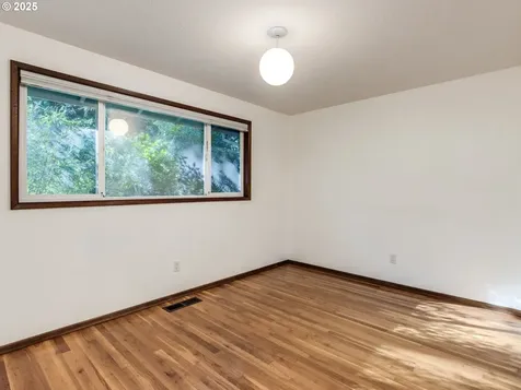 1525 SW 84th Avenue Portland OR 97225