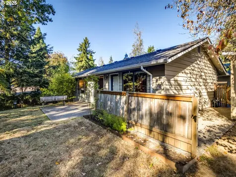 1525 SW 84th Avenue Portland OR 97225