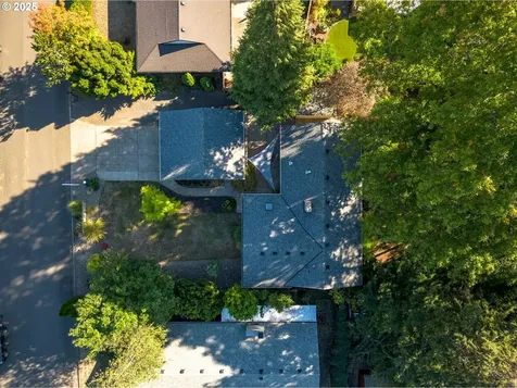 1525 SW 84th Avenue Portland OR 97225
