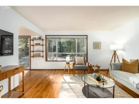 1525 SW 84th Avenue Portland OR 97225