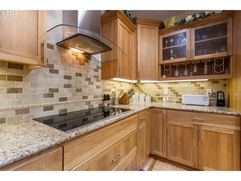434 Champagne Creek Drive Roseburg OR 97471