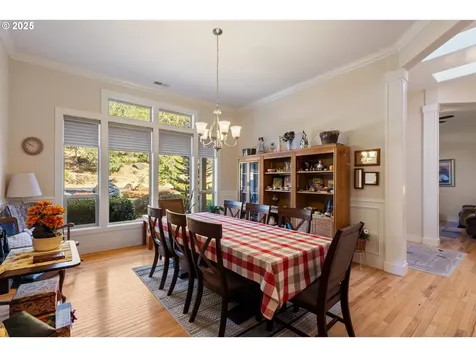 434 Champagne Creek Drive Roseburg OR 97471