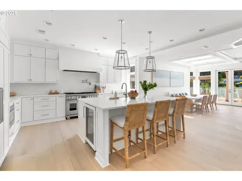 616 Cabana Lane Lake Oswego OR 97034