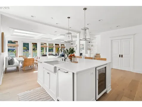 616 Cabana Lane Lake Oswego OR 97034