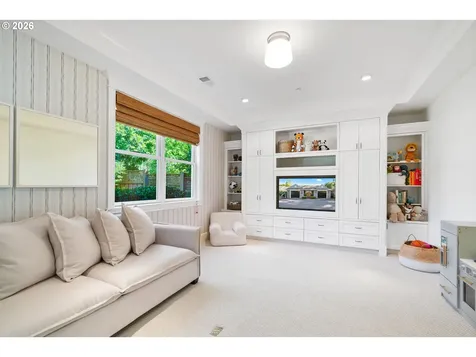 616 Cabana Lane Lake Oswego OR 97034
