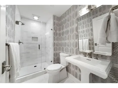 616 Cabana Lane Lake Oswego OR 97034
