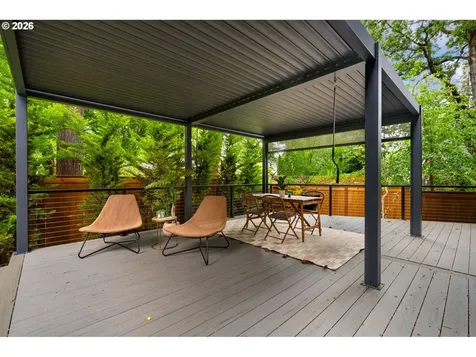 3850 Lake Grove Avenue Lake Oswego OR 97035