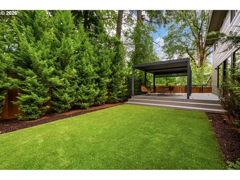 3850 Lake Grove Avenue Lake Oswego OR 97035