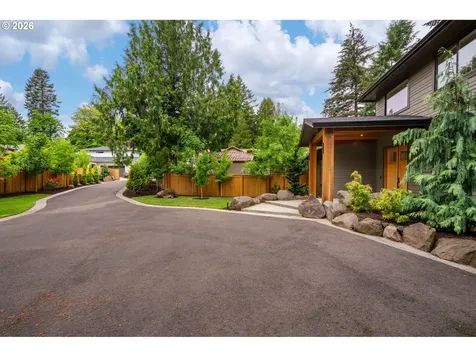 3850 Lake Grove Avenue Lake Oswego OR 97035