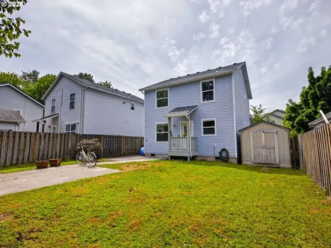8329 N Johnswood Drive Portland OR 97203