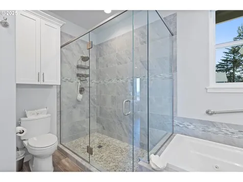 4231 SE Lee Avenue Lincoln City OR 97367