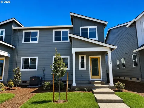 850 Sifuentez Court Woodburn OR 97071