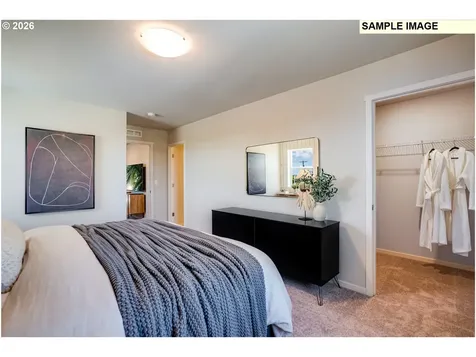 850 Sifuentez Court Woodburn OR 97071
