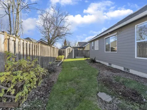 1997 NW Penny Lane Mcminnville OR 97128