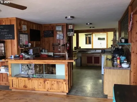 150 E Franklin Avenue Dayville OR 97825