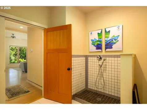 354 Champagne Creek Drive Roseburg OR 97471
