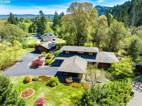 354 Champagne Creek Drive Roseburg OR 97471
