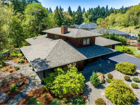 354 Champagne Creek Drive Roseburg OR 97471