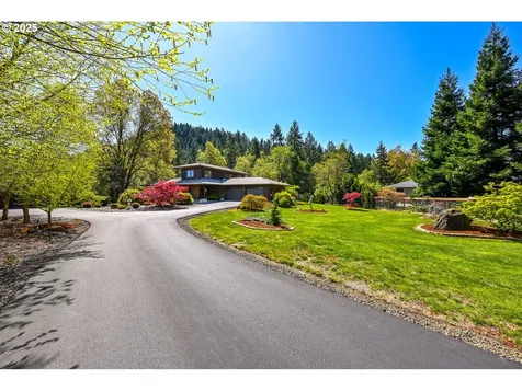 354 Champagne Creek Drive Roseburg OR 97471