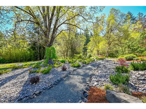 354 Champagne Creek Drive Roseburg OR 97471