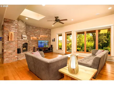 354 Champagne Creek Drive Roseburg OR 97471