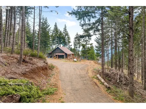 1202 Scoggins Road Underwood WA 98651