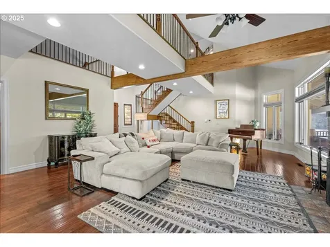 39889 Mcdowell Creek Drive Lebanon OR 97355