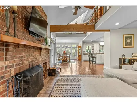 39889 Mcdowell Creek Drive Lebanon OR 97355