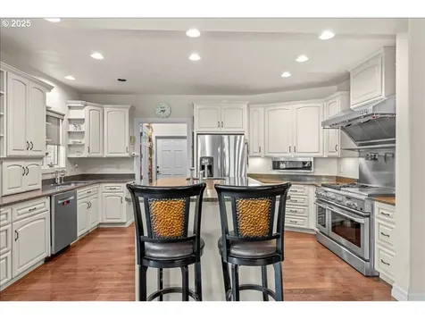 39889 Mcdowell Creek Drive Lebanon OR 97355