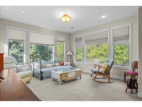 39889 Mcdowell Creek Drive Lebanon OR 97355