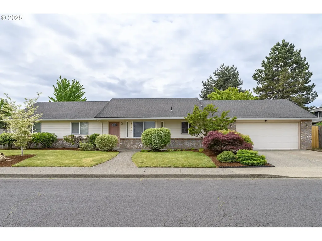 2042 SW Sesame Street Mcminnville OR 97128