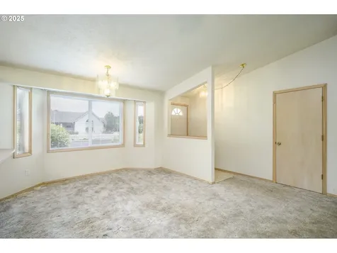 2042 SW Sesame Street Mcminnville OR 97128