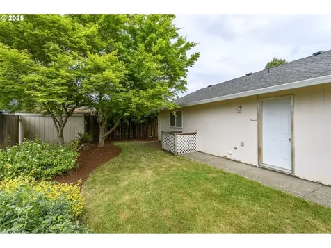 2042 SW Sesame Street Mcminnville OR 97128