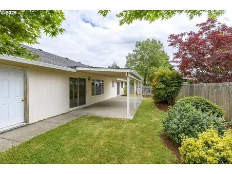 2042 SW Sesame Street Mcminnville OR 97128