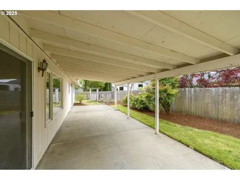 2042 SW Sesame Street Mcminnville OR 97128