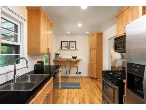 4525 NE Jarrett Street Portland OR 97218