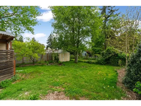 4525 NE Jarrett Street Portland OR 97218