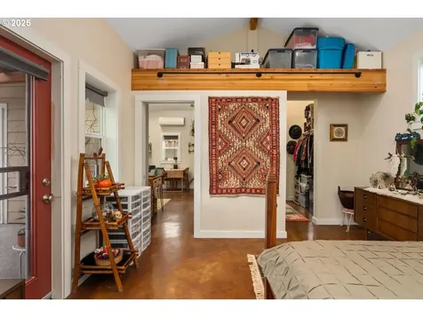 4525 NE Jarrett Street Portland OR 97218