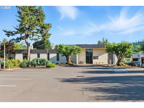 400 NE Roberts Avenue Gresham OR 97030